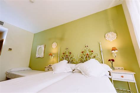 basic hotel doña manuela|Basic Hotel Doña Manuela, Seville – Updated 2024 .